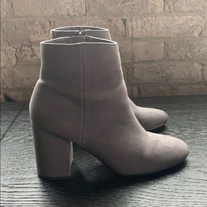 Express Suede Grey Shoes